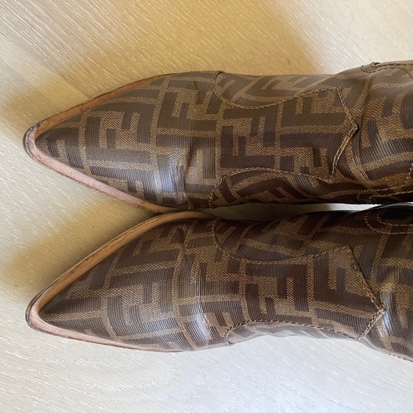 Fendi Western Boots - Heeled Logo Leather Cowboy Boots - Picture 5 of 16